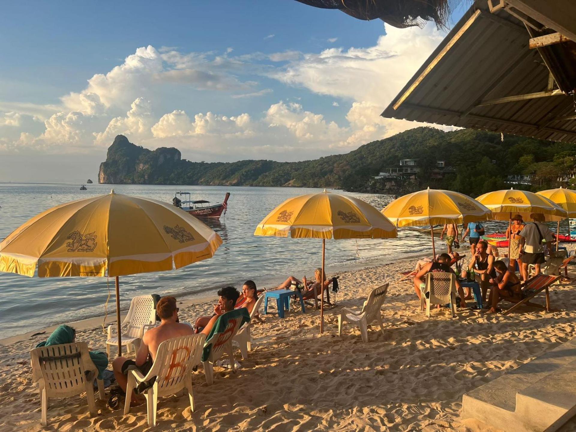 Phi Phi Ocean Club Hostel Eksteriør bilde
